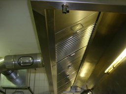 Abzugreinigung Vorher / Danach
